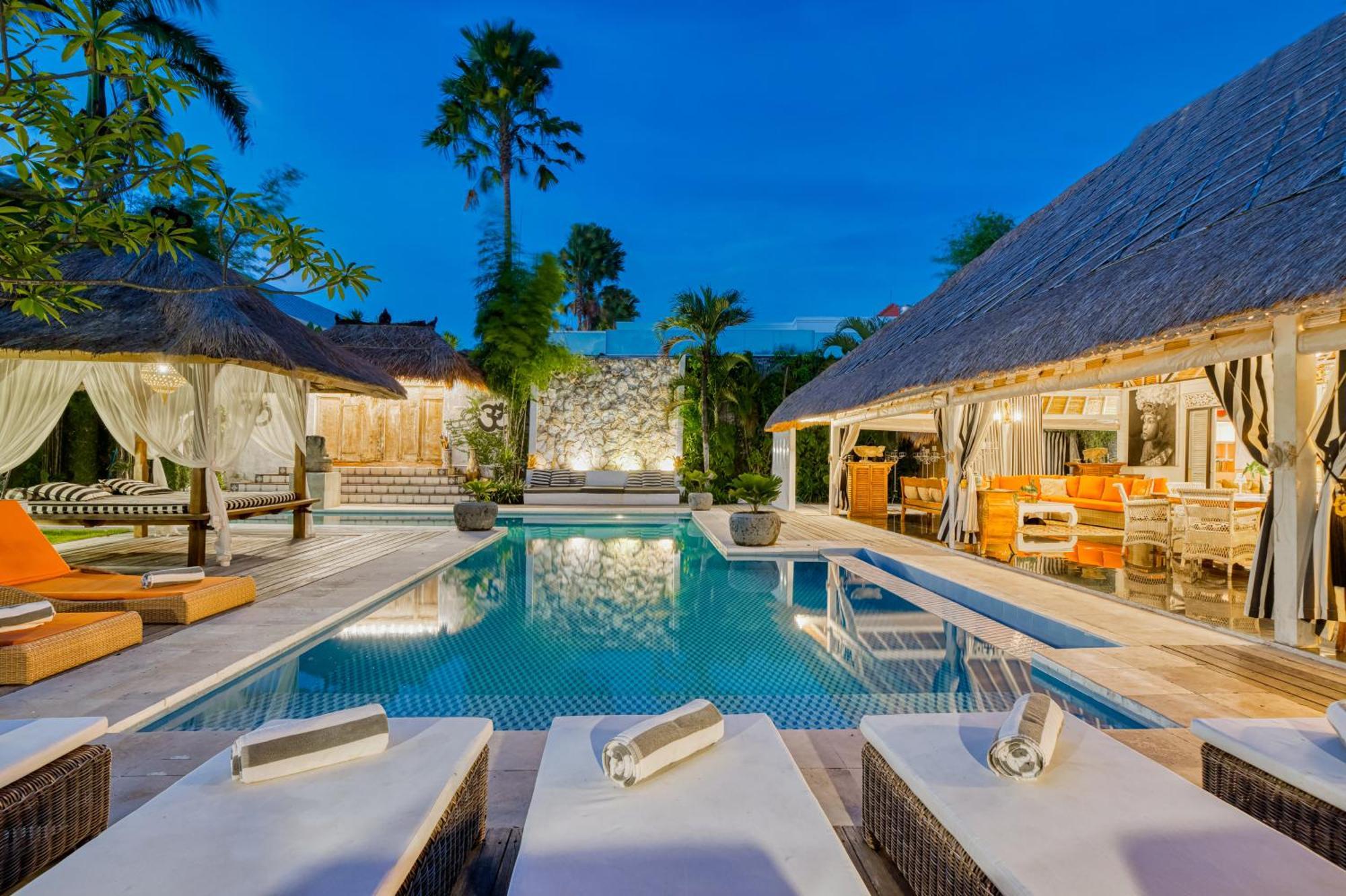 Villa Kalis, 10 Bedroom Family And Group Villa Seminyak Zewnętrze zdjęcie