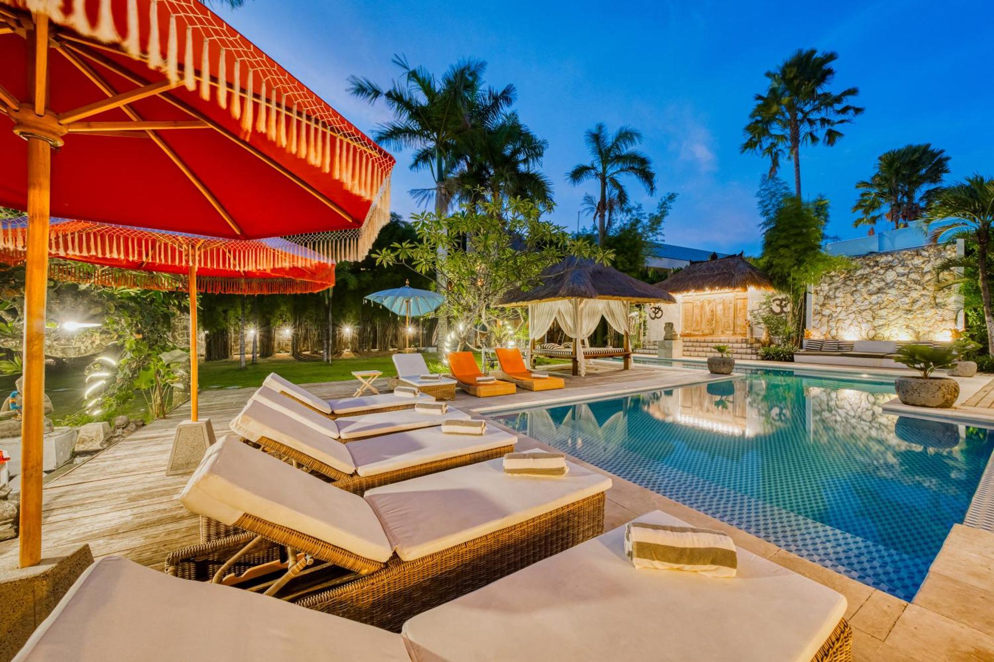 Villa Kalis, 10 Bedroom Family And Group Villa Seminyak Zewnętrze zdjęcie